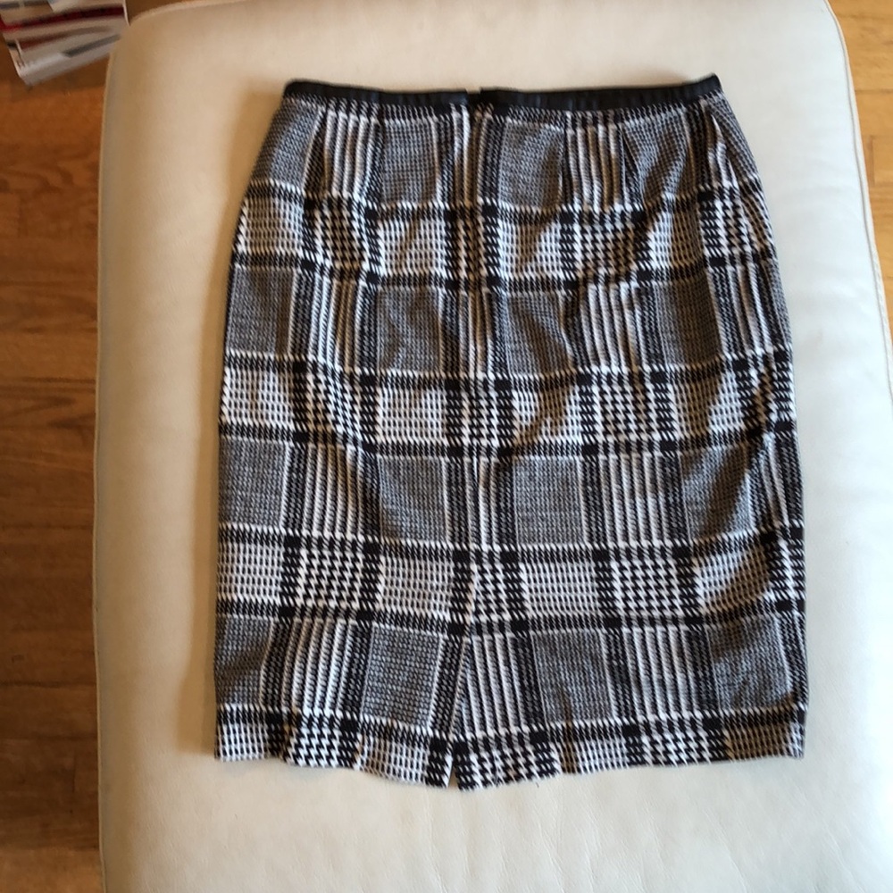 Talbots Black/White Houndstooth Pattern Pencil Sk… - image 4